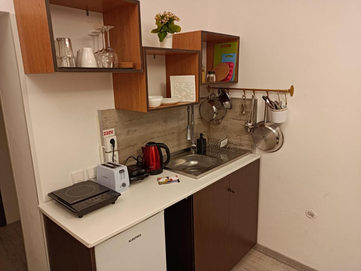 Lux Apartament In The Bubble Of Piata Romana Bucarest Extérieur photo